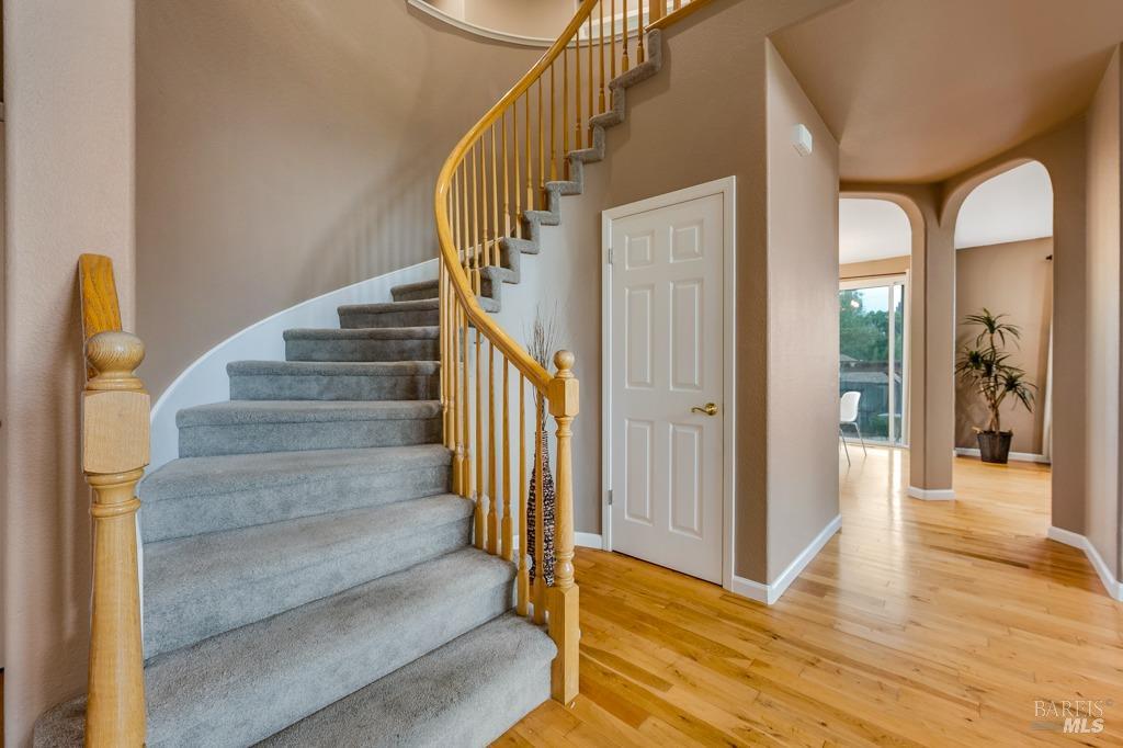 7580 Meadowlark Dr