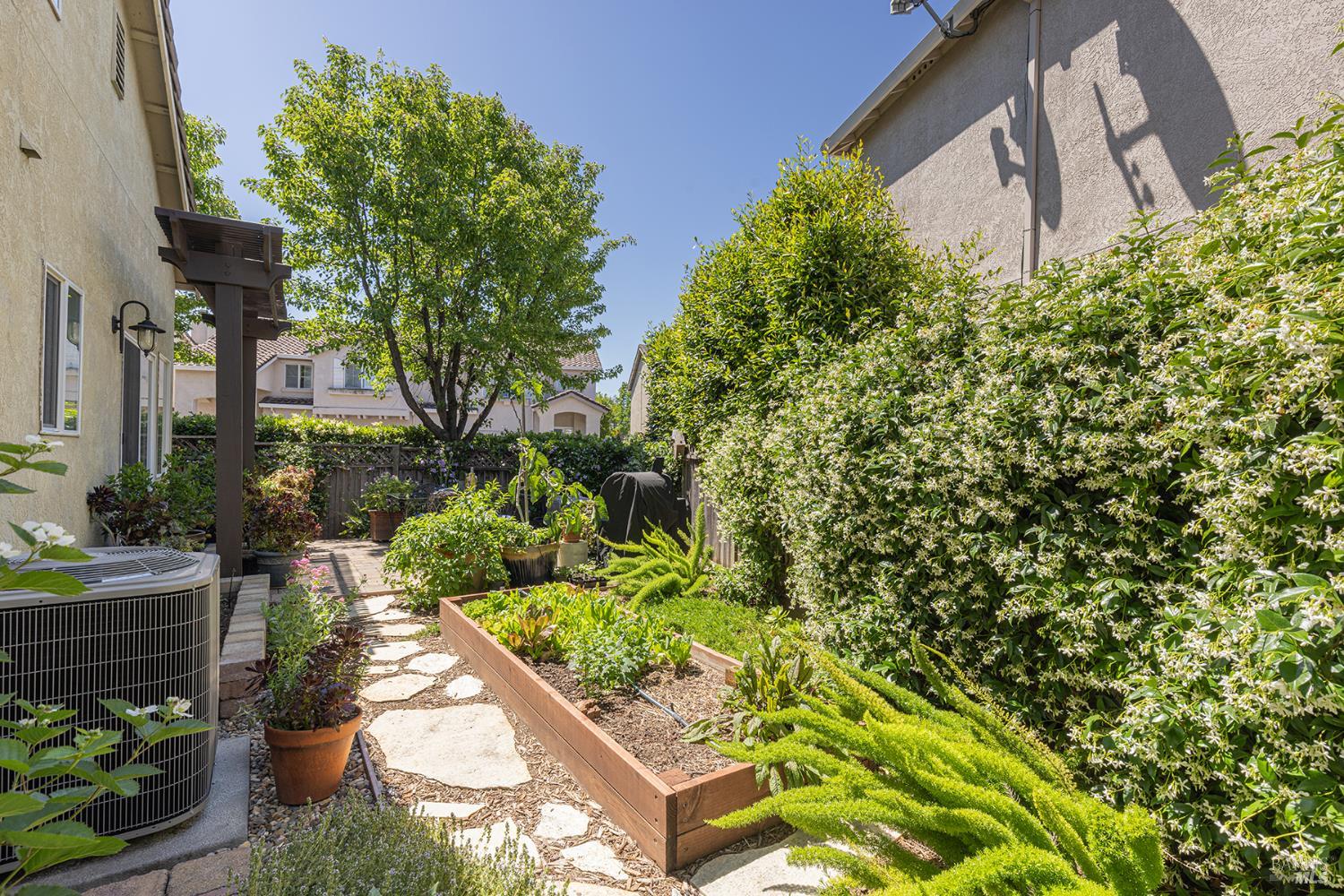 103 Trent Dr