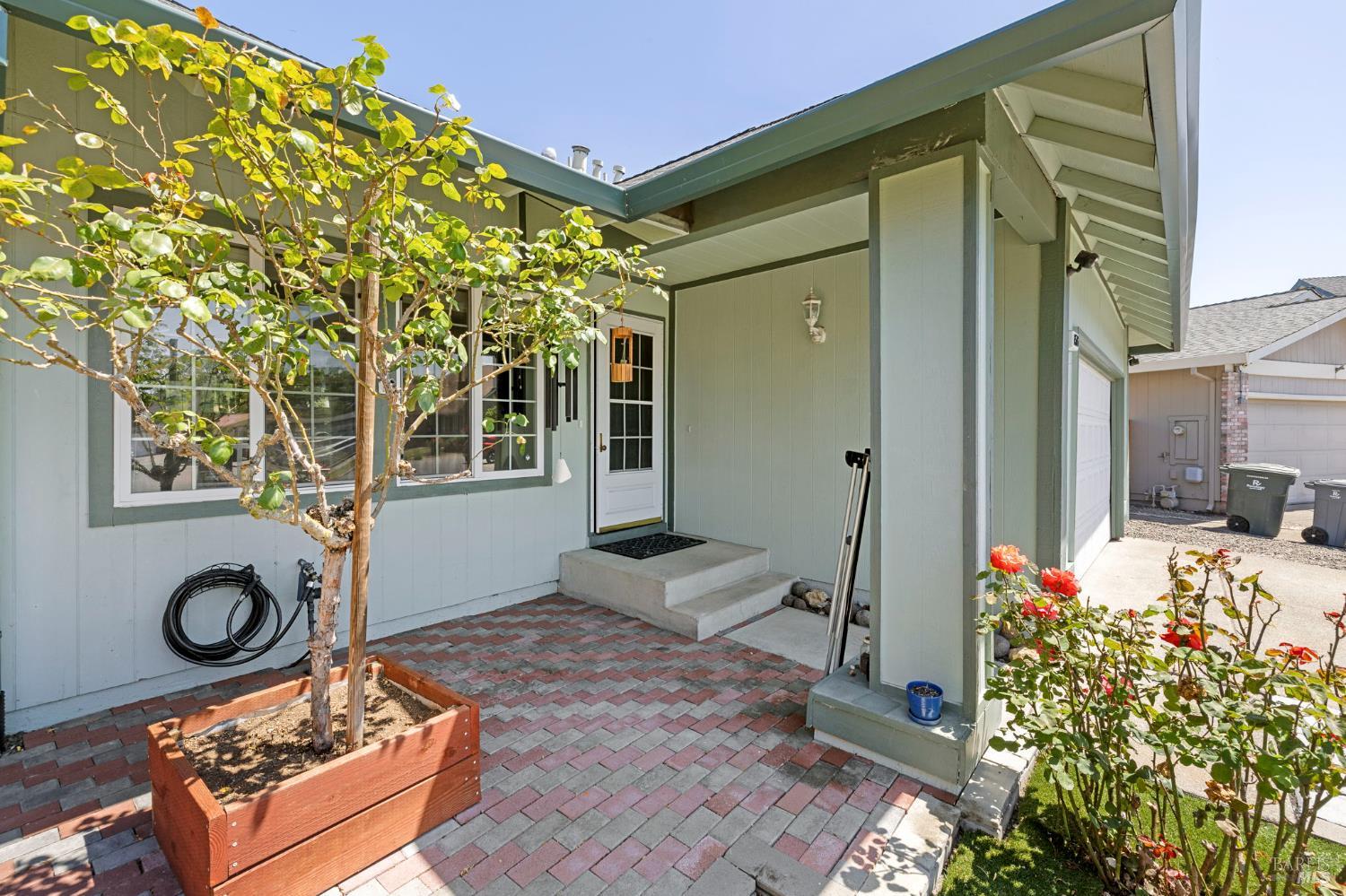 6576 Jade Court