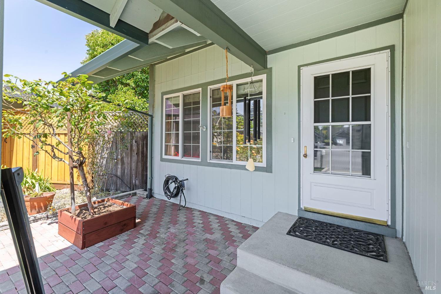 6576 Jade Court