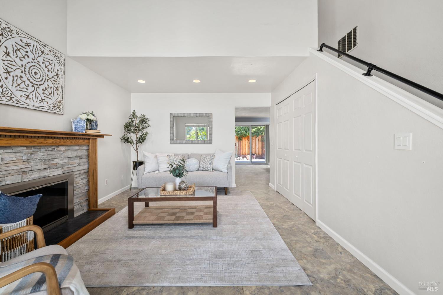 6576 Jade Court