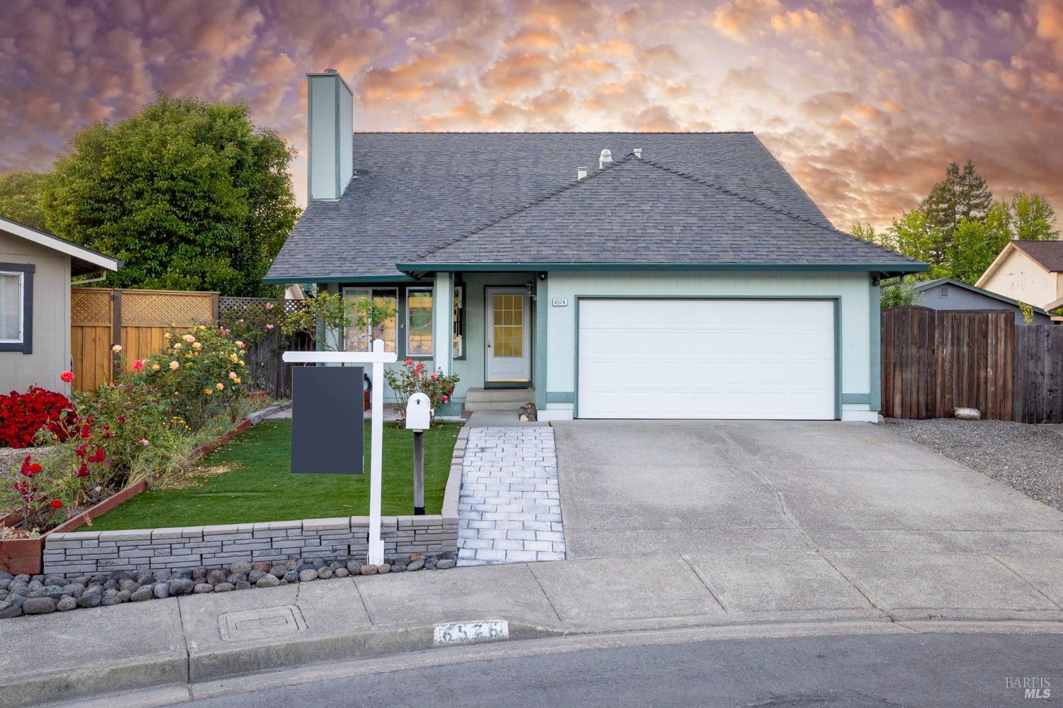 6576 Jade Court