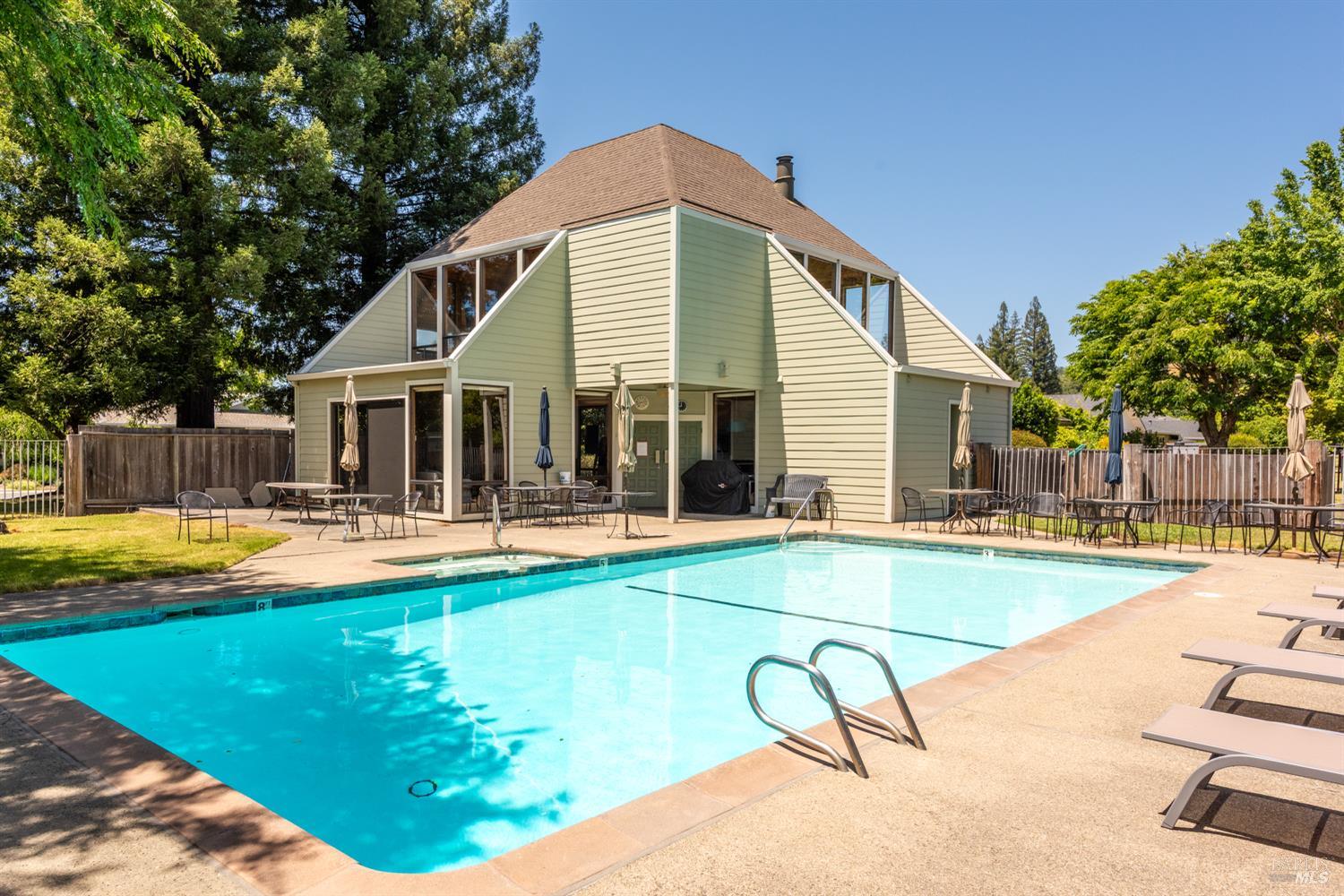 224 Mountain View Dr