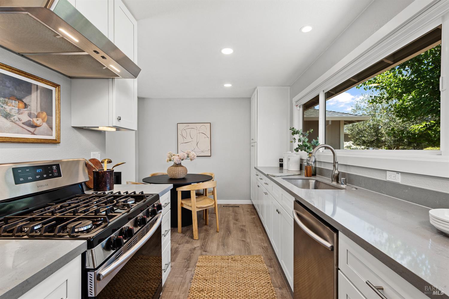 224 Mountain View Dr