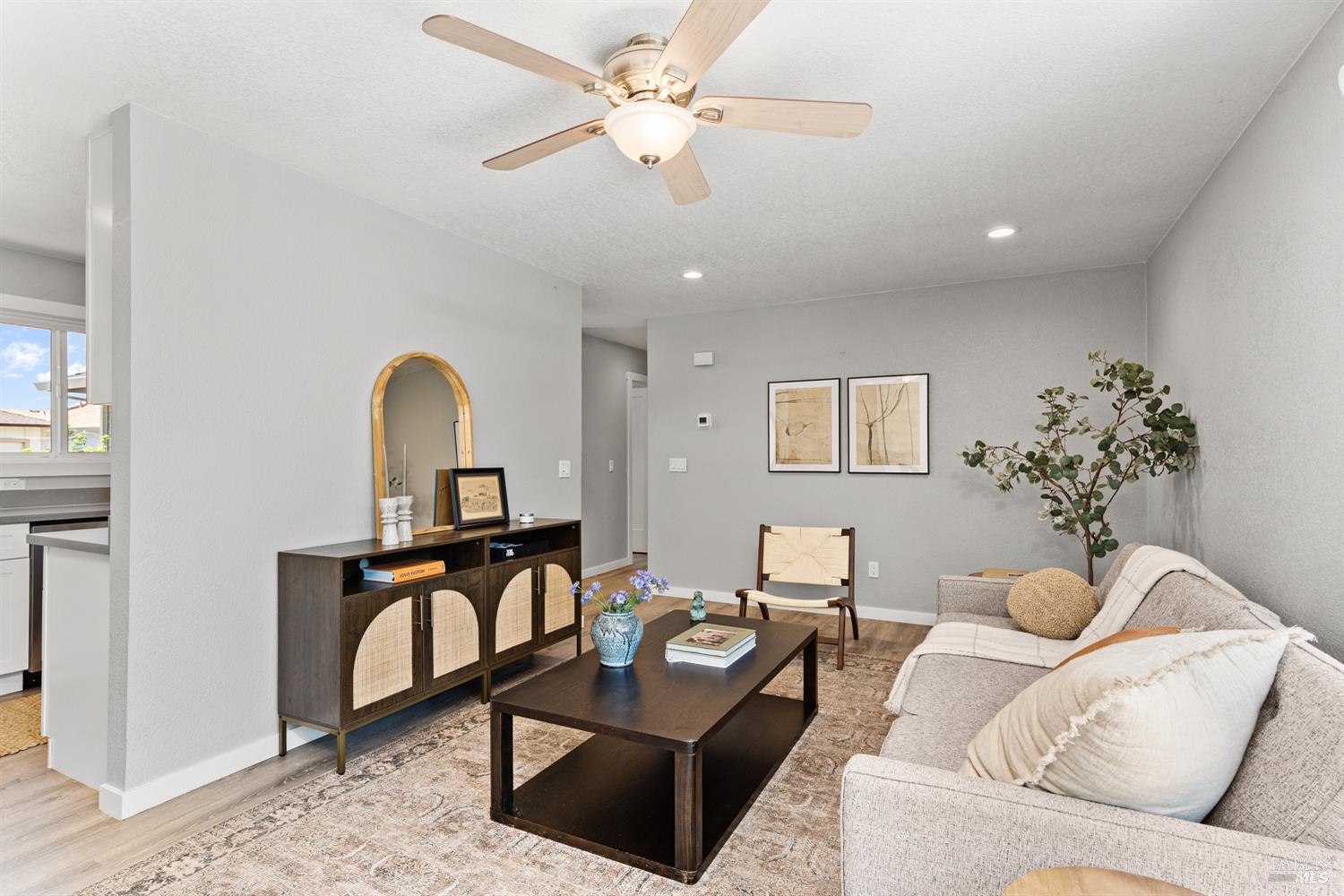 224 Mountain View Dr