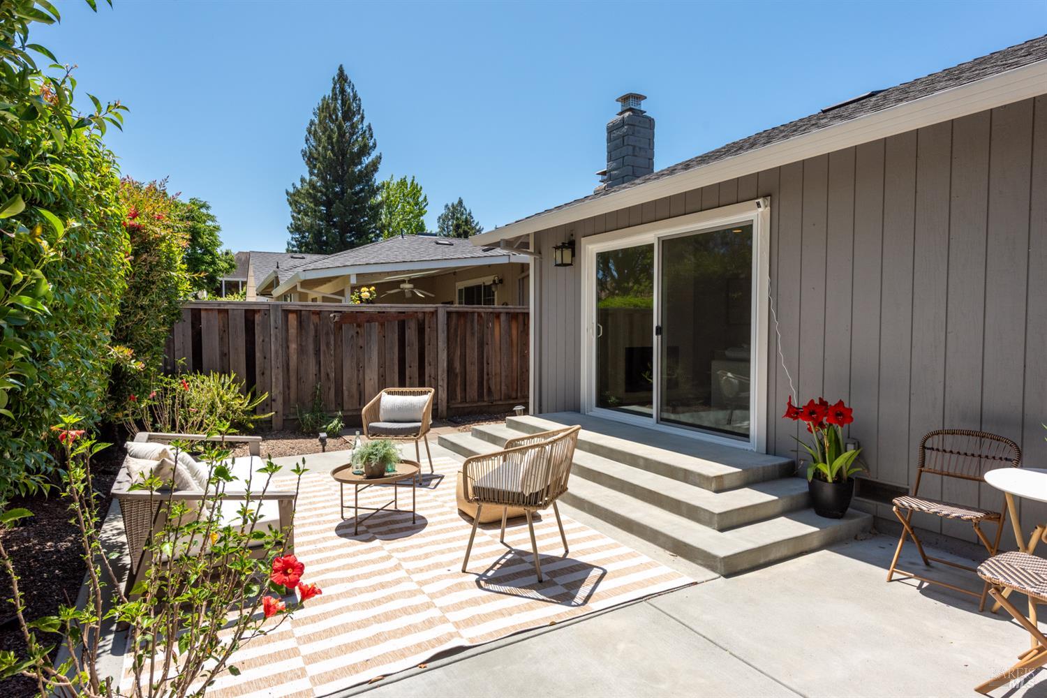 224 Mountain View Dr
