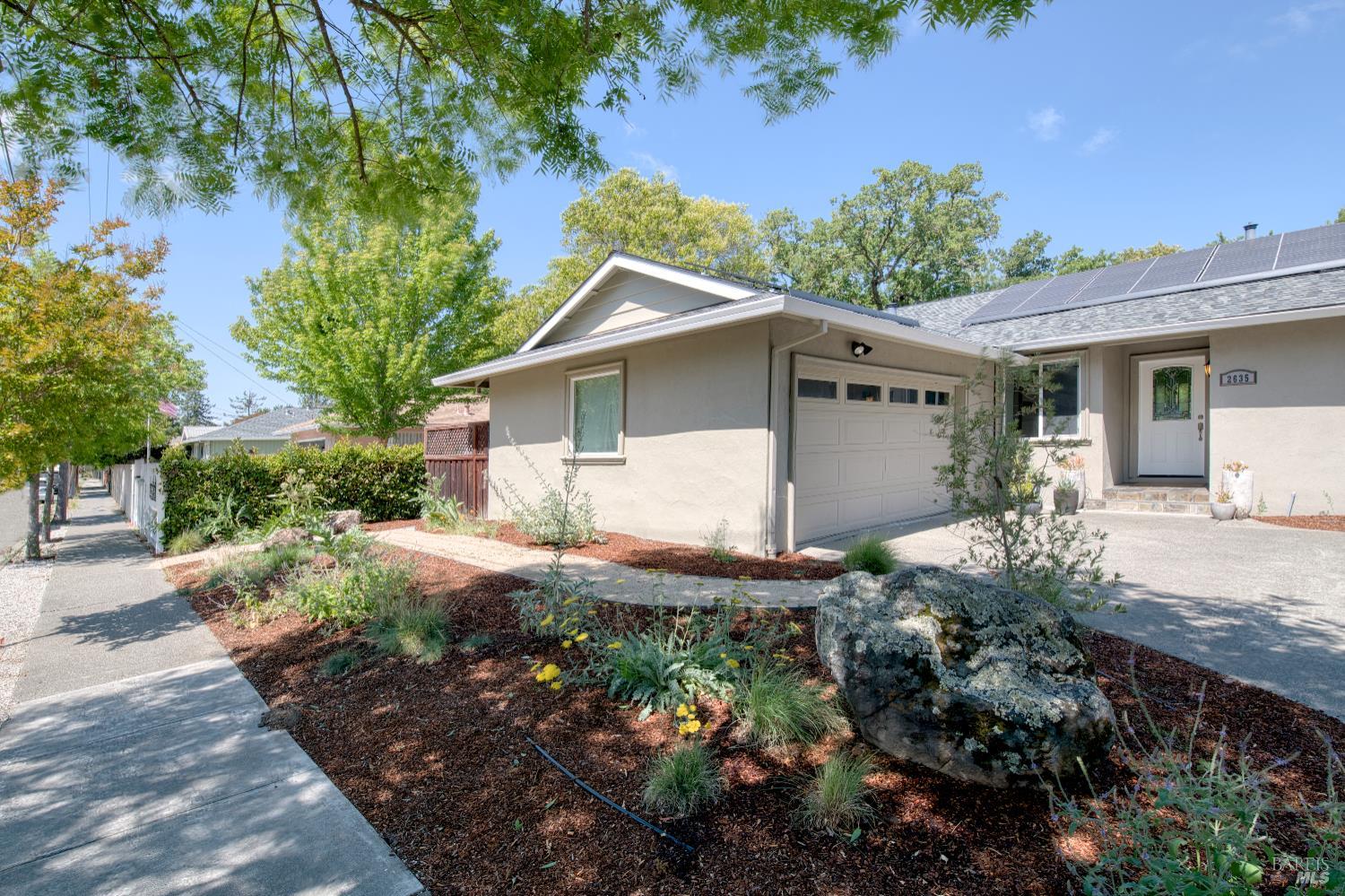 2635 Cactus Ave