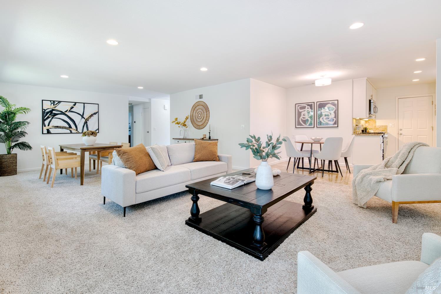 2635 Cactus Ave