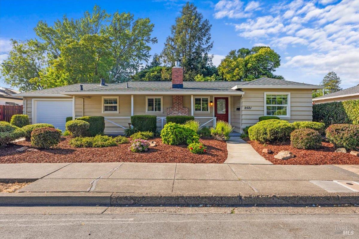 2521 Valley Center Dr