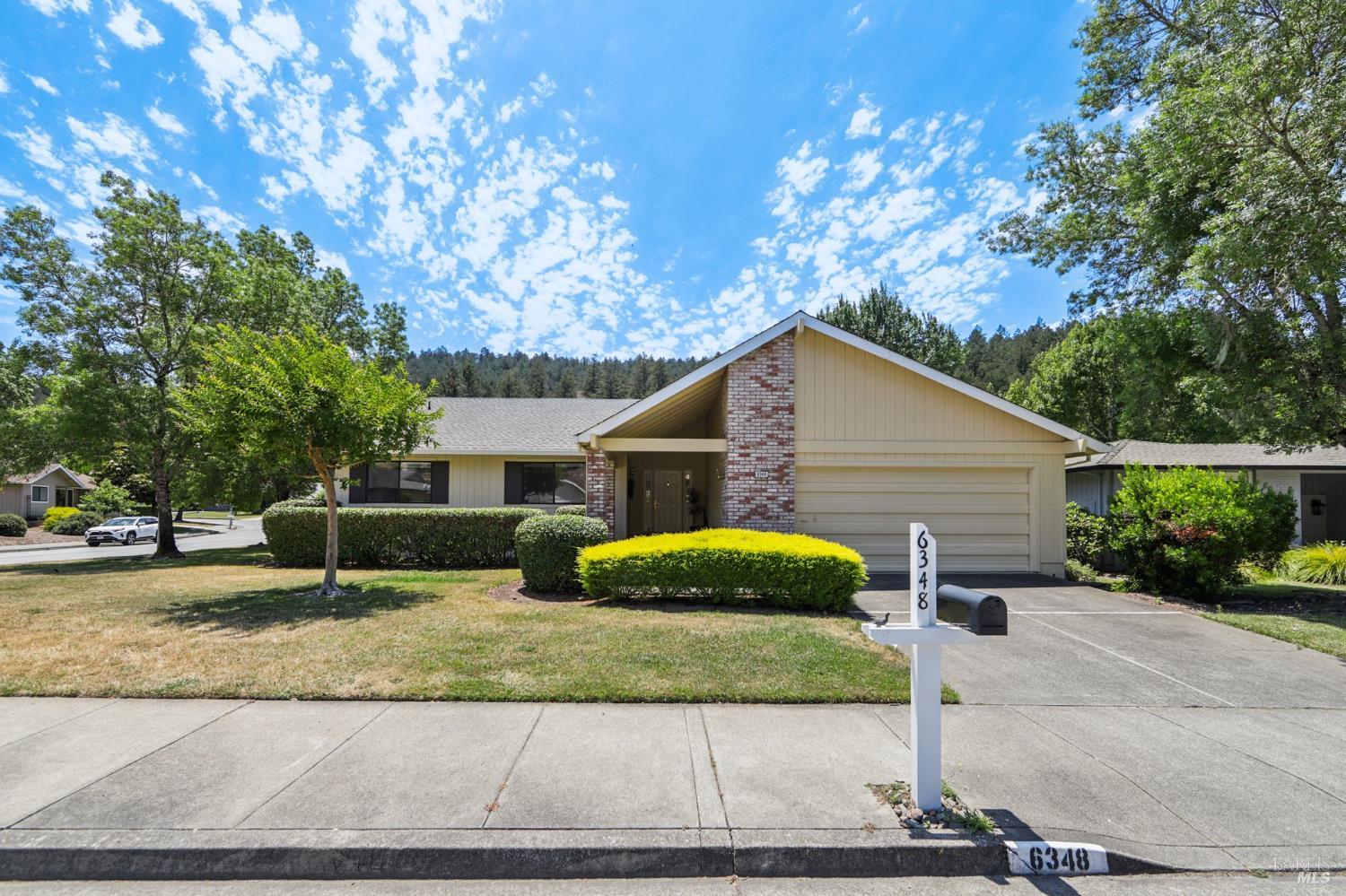 6348 Stone Bridge Rd