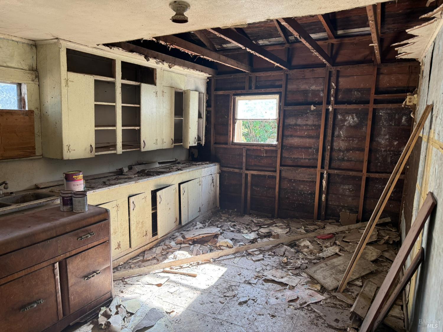 601 Snow Rd