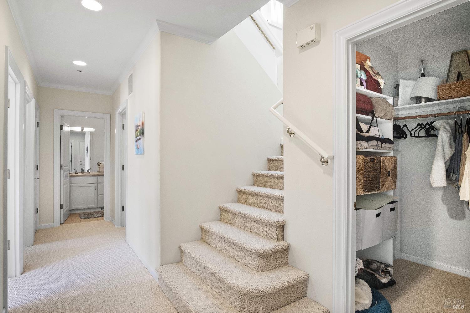 6 Oak Road