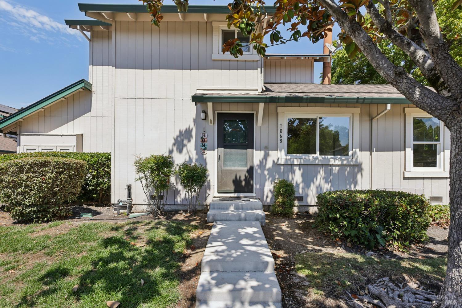 1068 Civic Center Dr