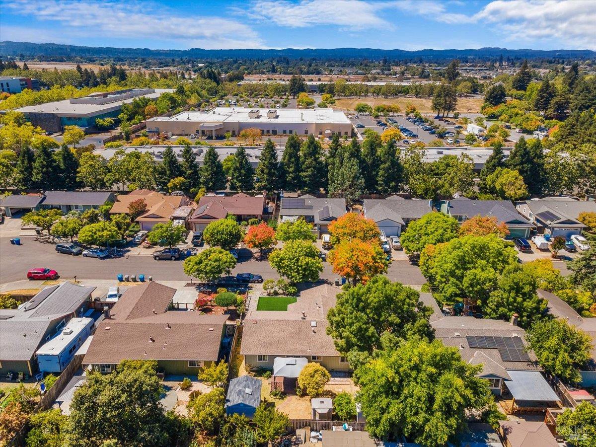 1128 Pippin Circle