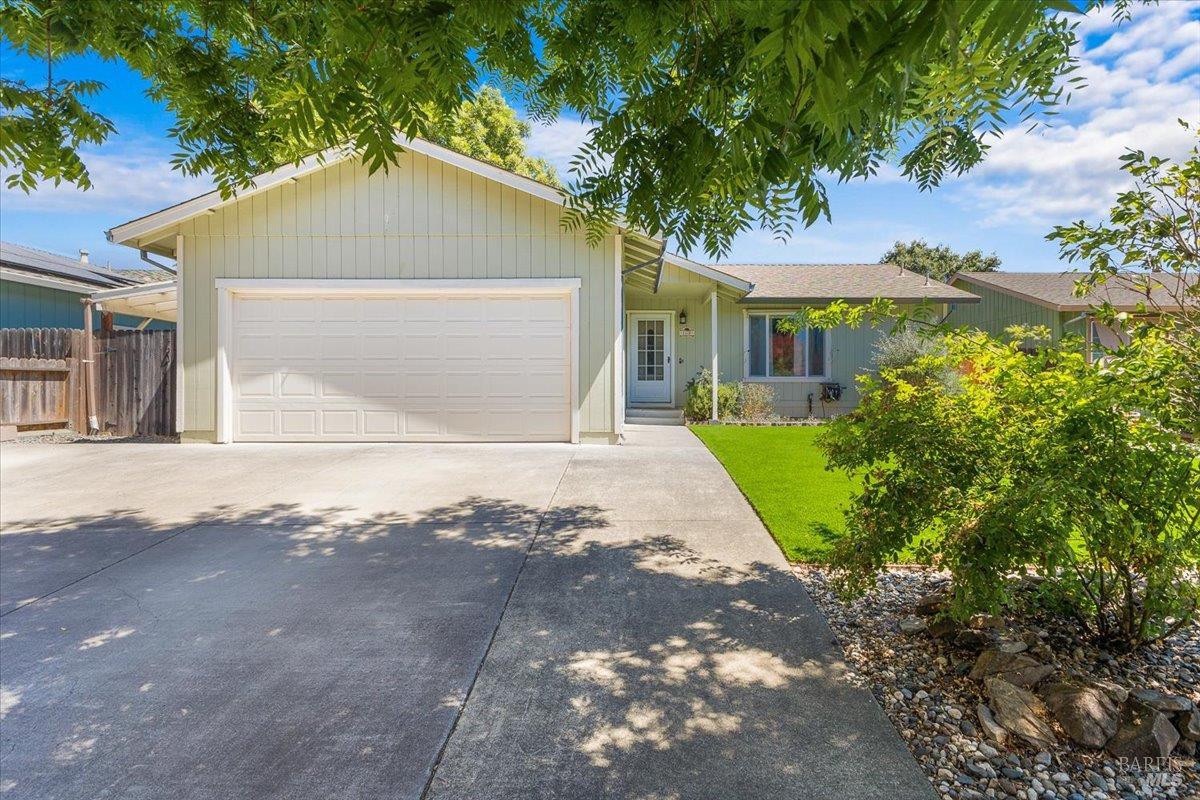 1128 Pippin Circle