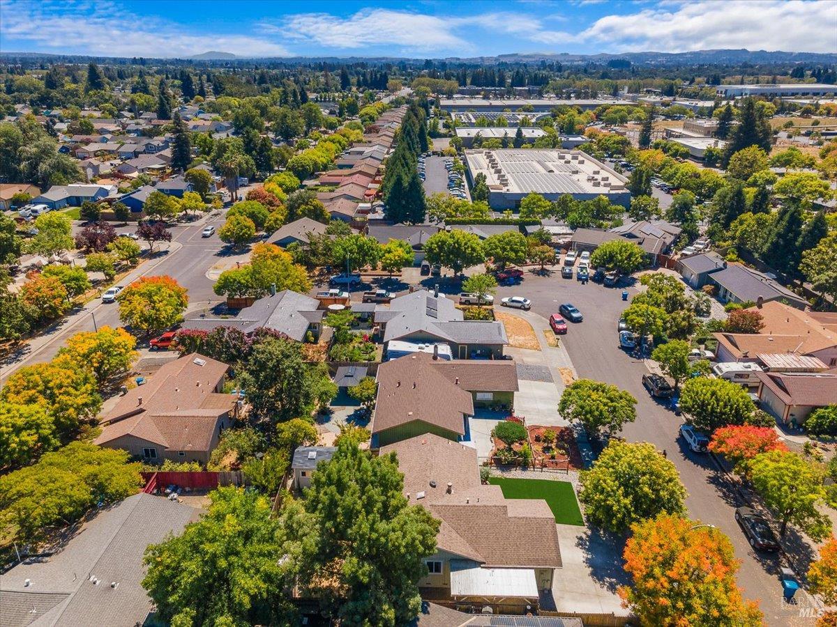 1128 Pippin Circle