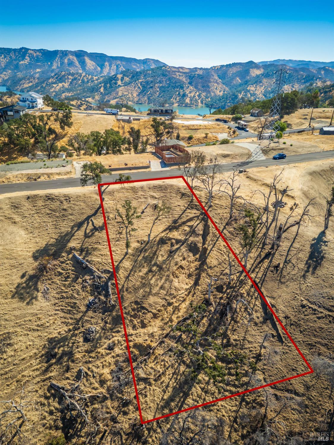1099 Westridge Dr