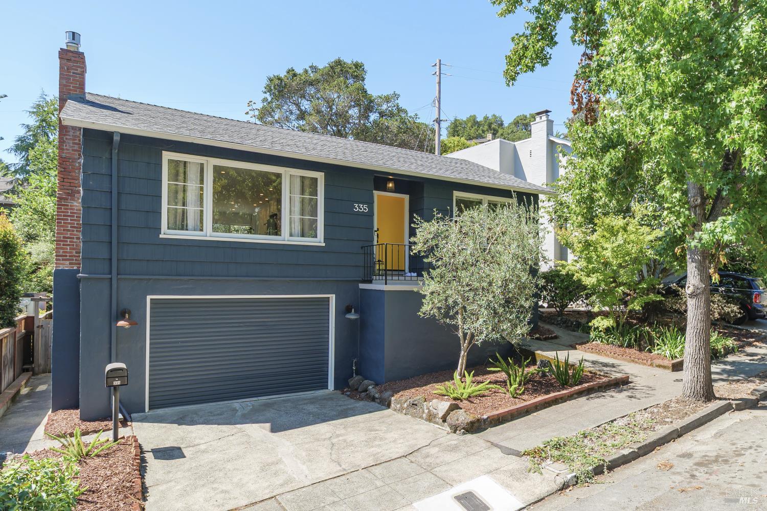 335 Paloma Ave