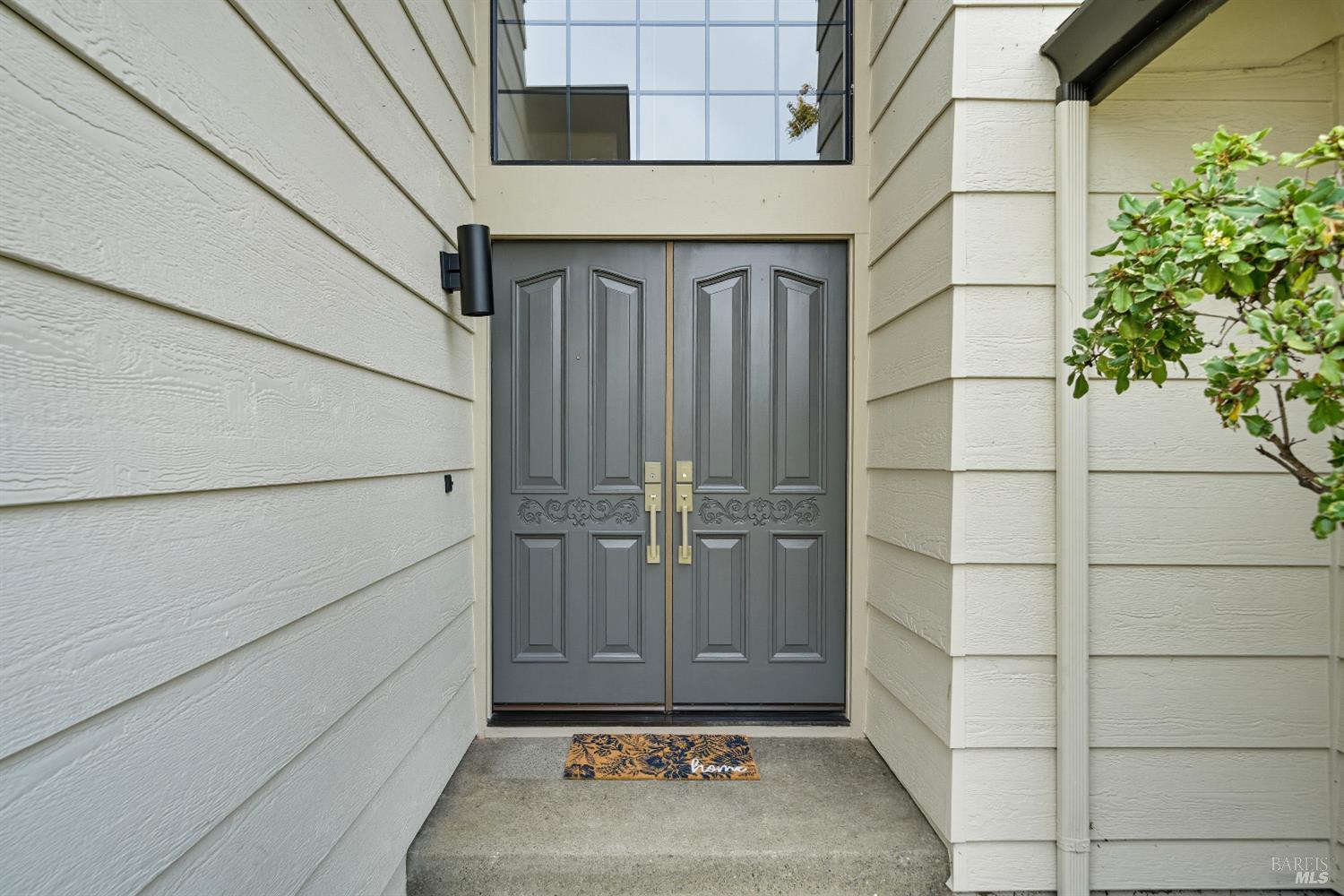 32 Basinside Way