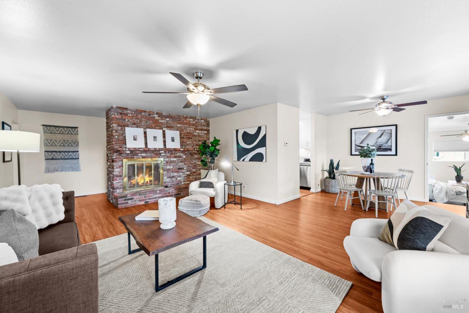 3350 Linda Vista Ave