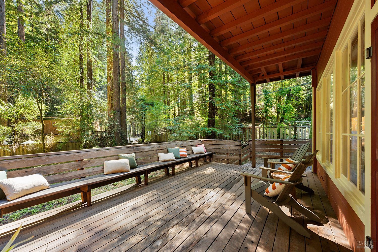 2050 Cazadero Hwy