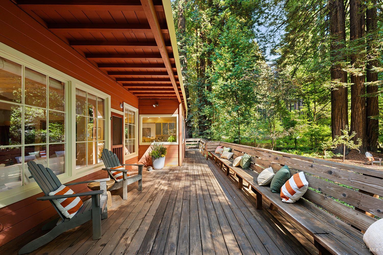 2050 Cazadero Hwy