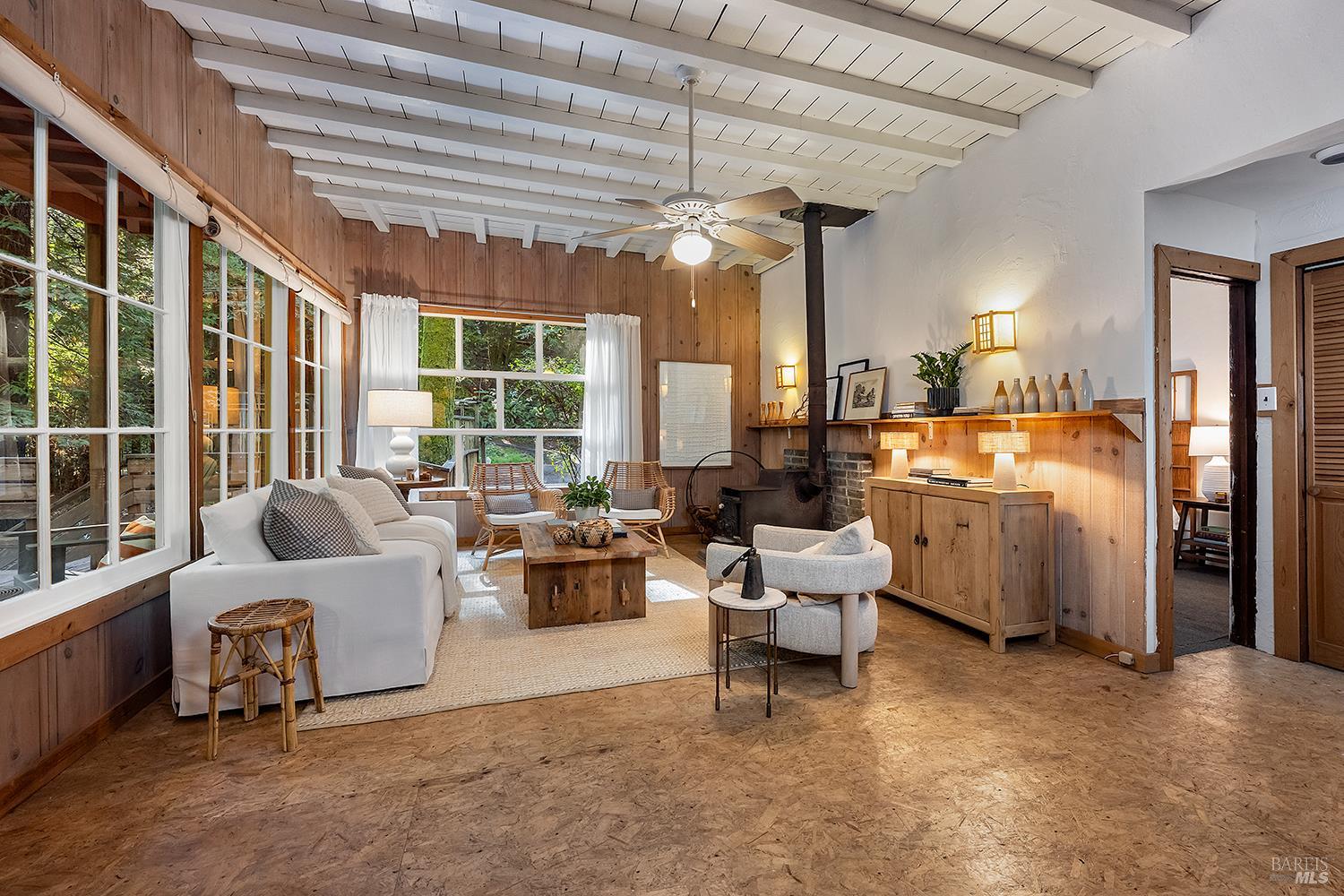 2050 Cazadero Hwy
