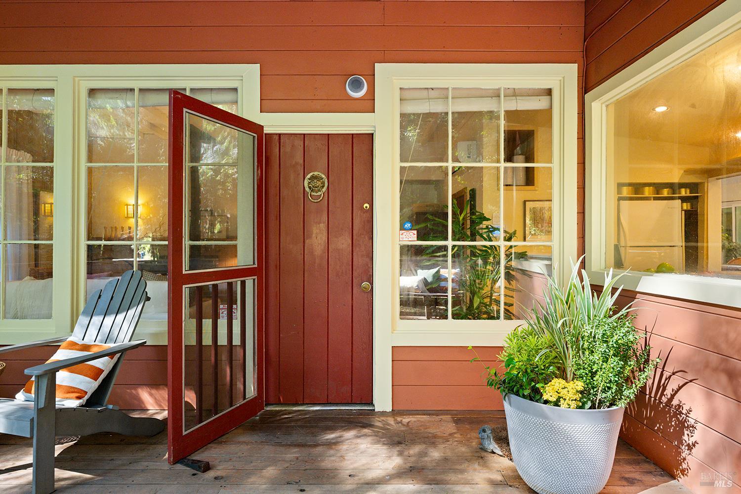 2050 Cazadero Hwy