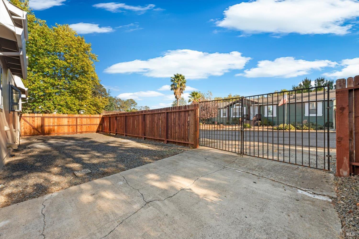 1017 Headlands Dr