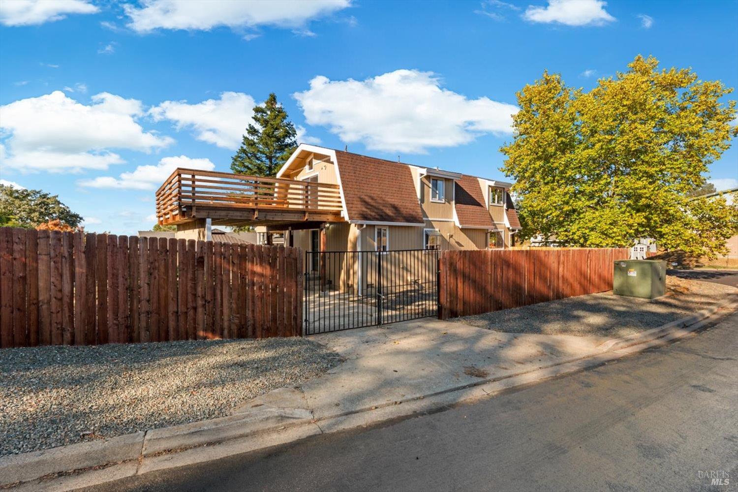 1017 Headlands Dr