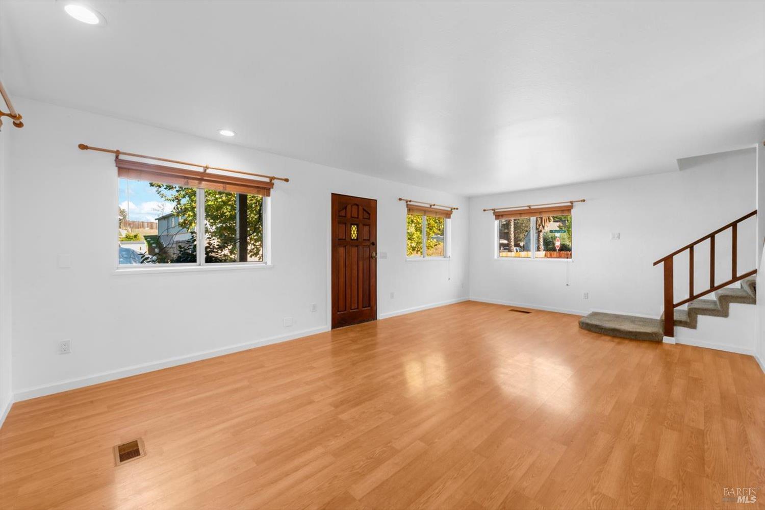 1017 Headlands Dr