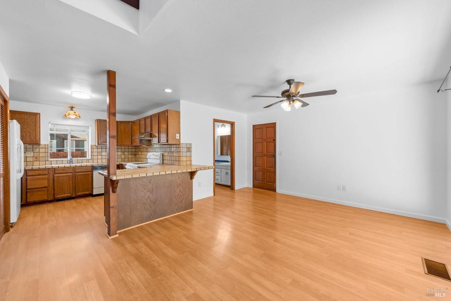 1017 Headlands Dr