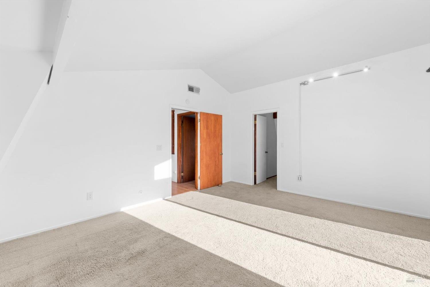 1017 Headlands Dr