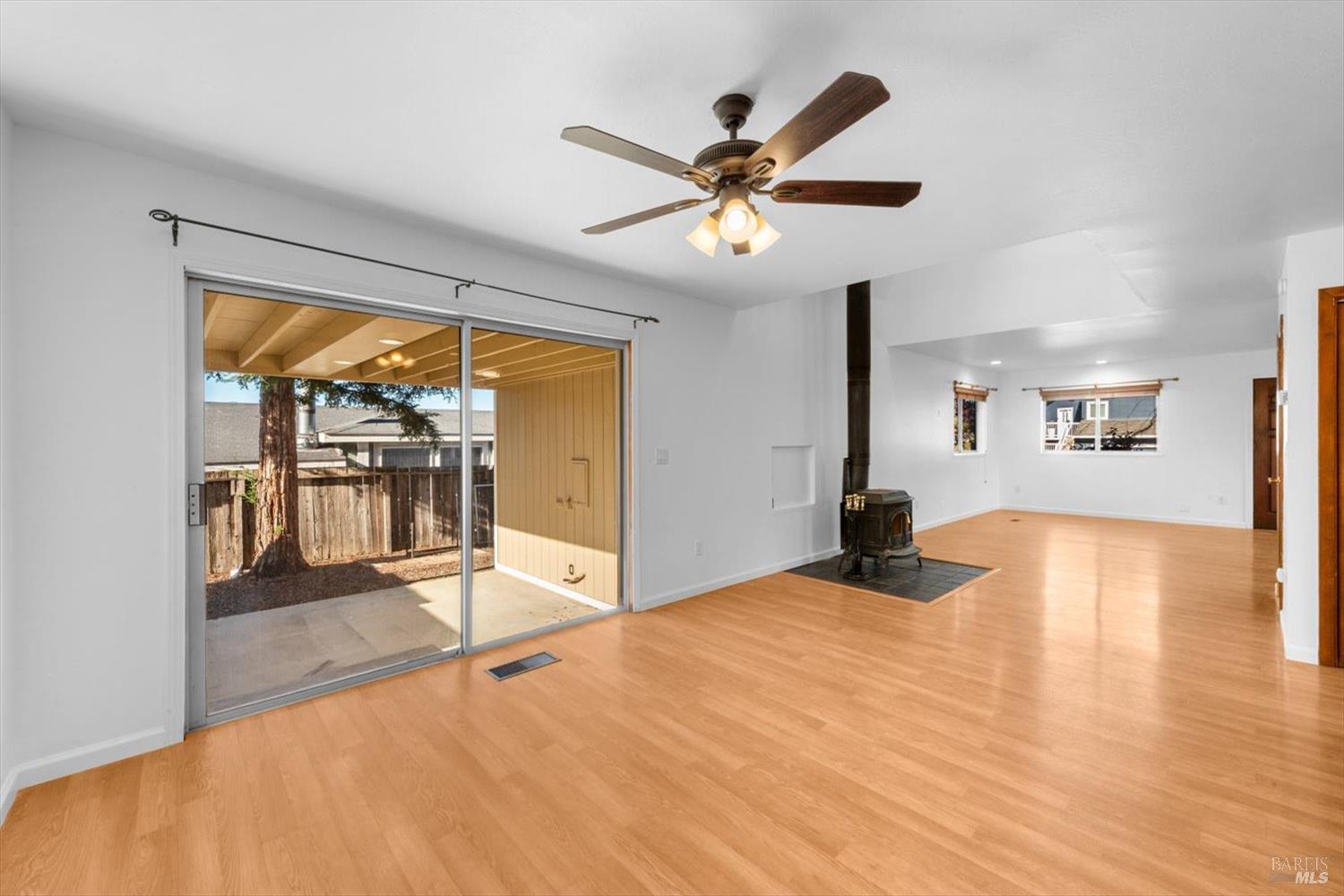 1017 Headlands Dr