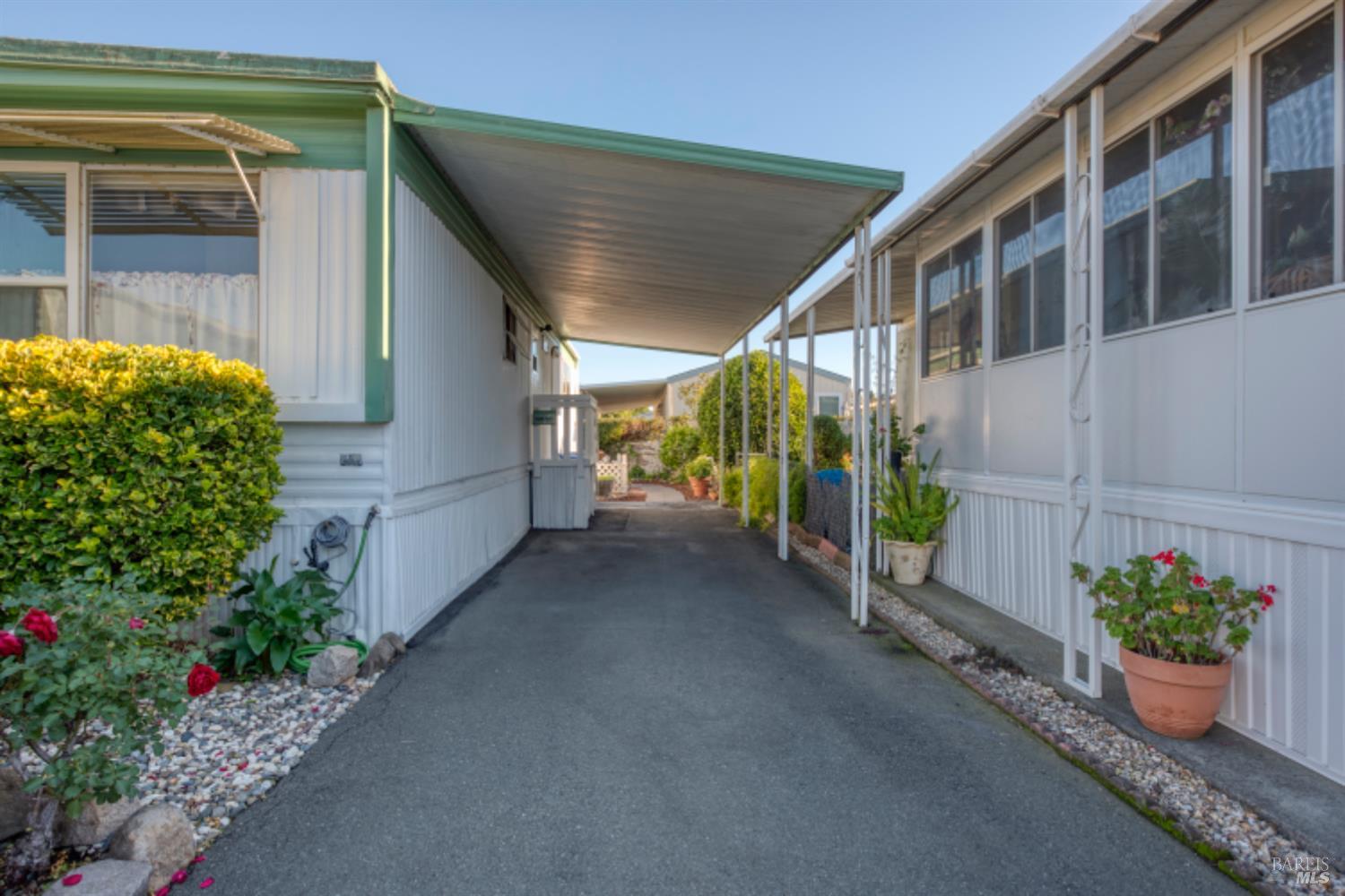307 Stacey Way
