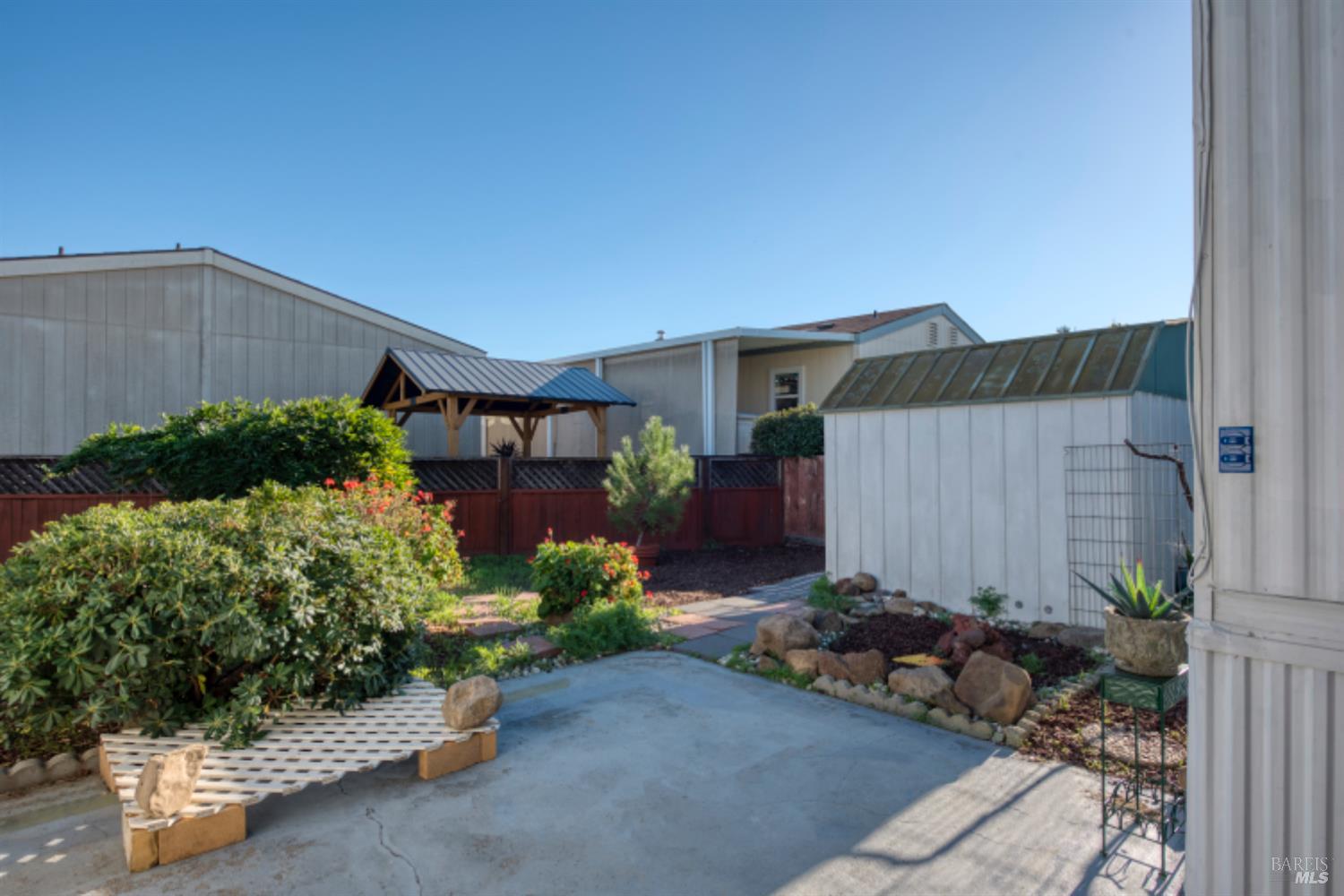 307 Stacey Way