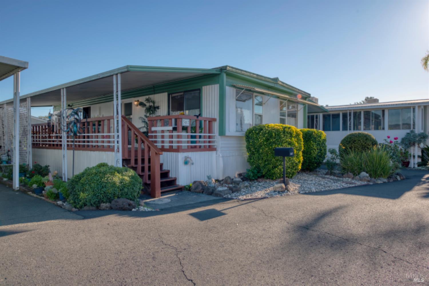 307 Stacey Way