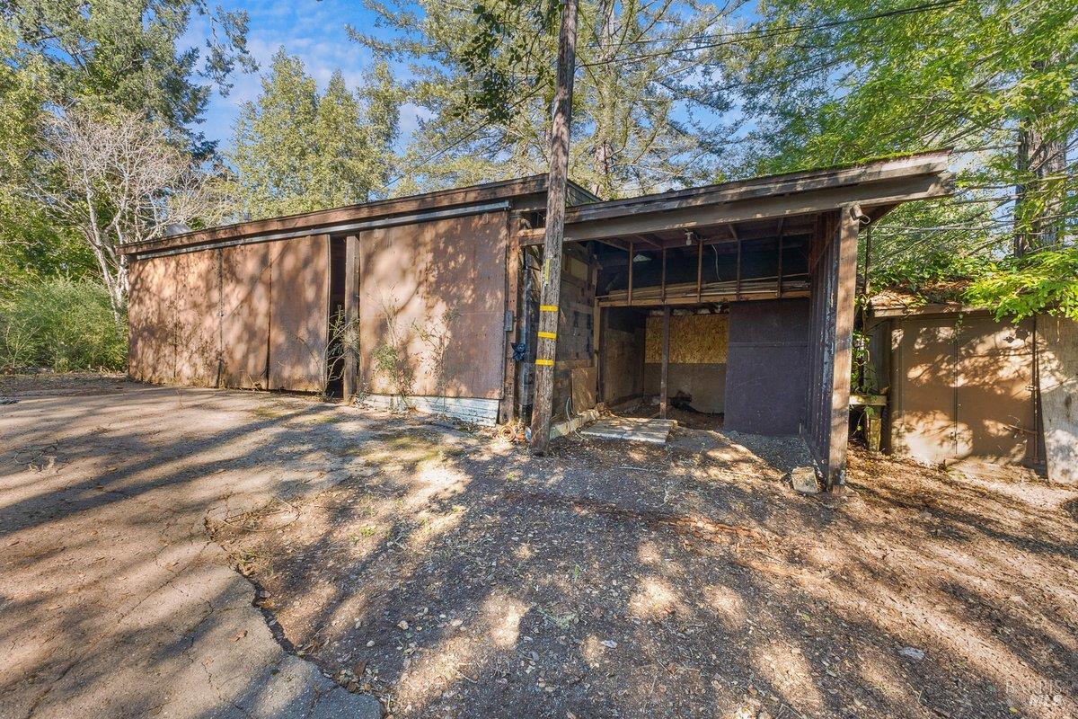 10650 Woodside Drive