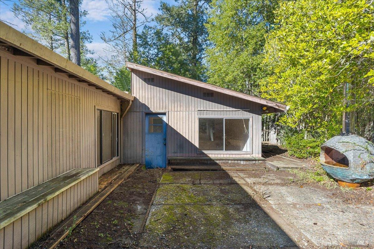 10650 Woodside Drive