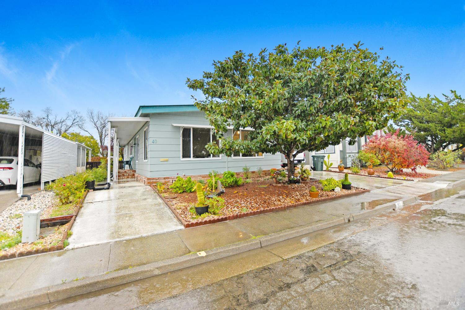 40 Westgate Circle