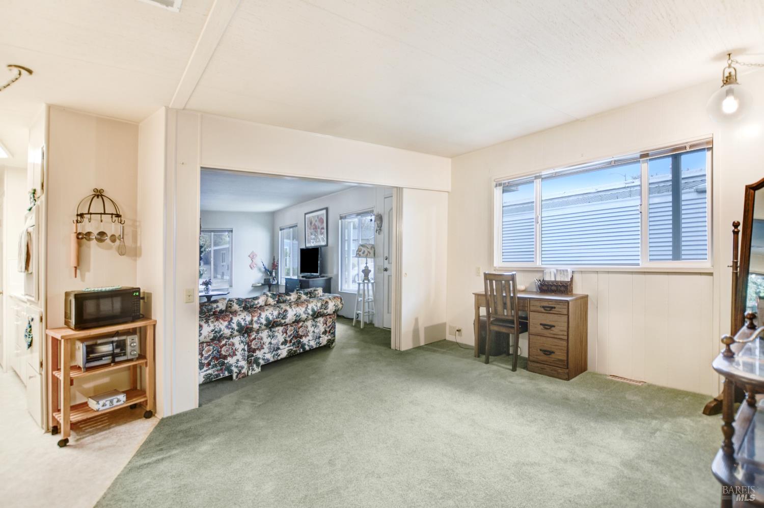 40 Westgate Circle