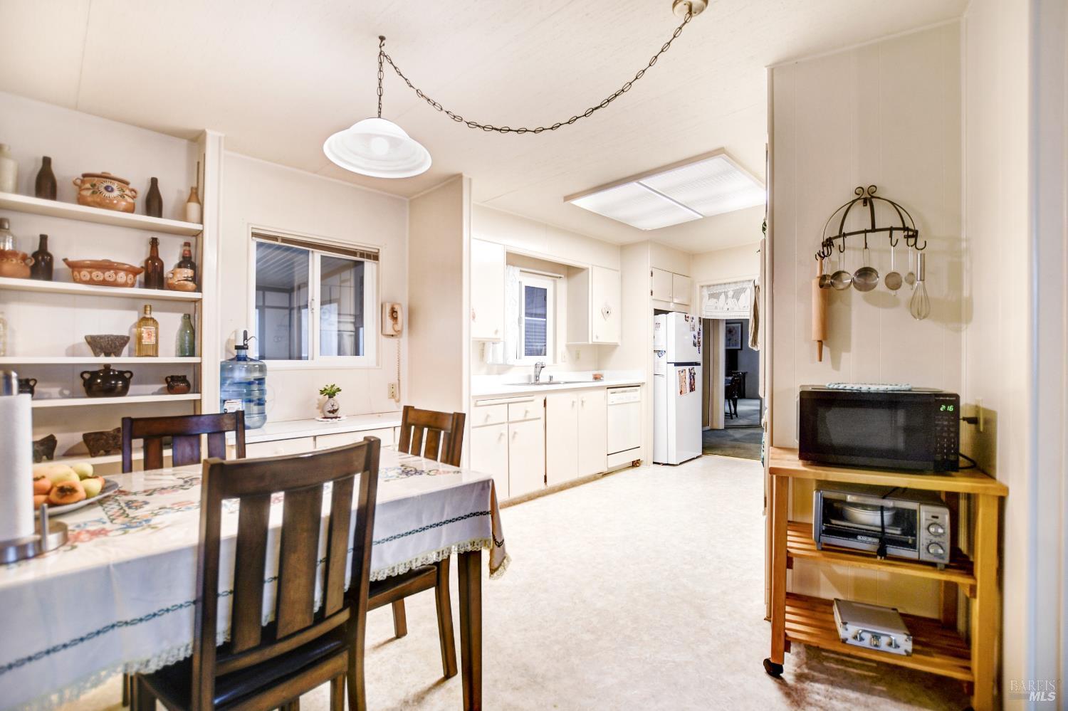 40 Westgate Circle