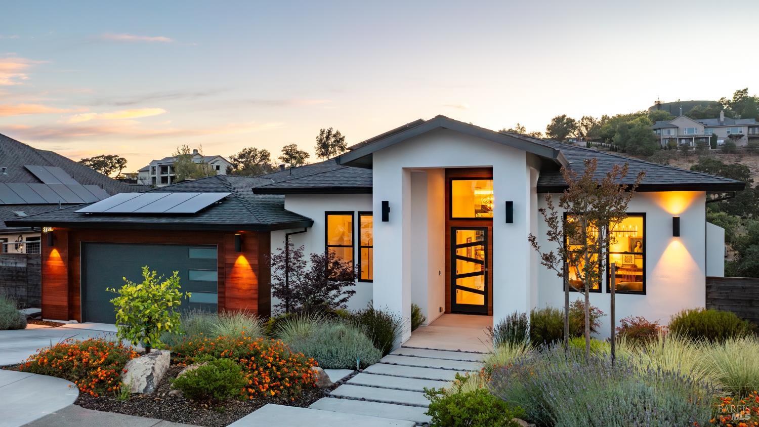 3735 Lakebriar Place