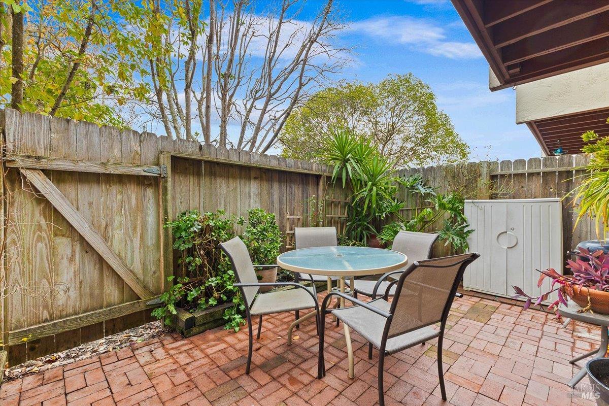 1003 Golf Course Drive