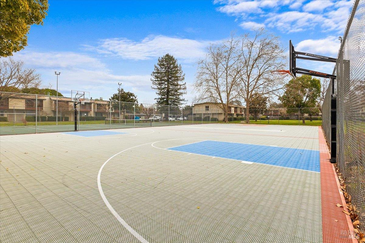 1003 Golf Course Drive