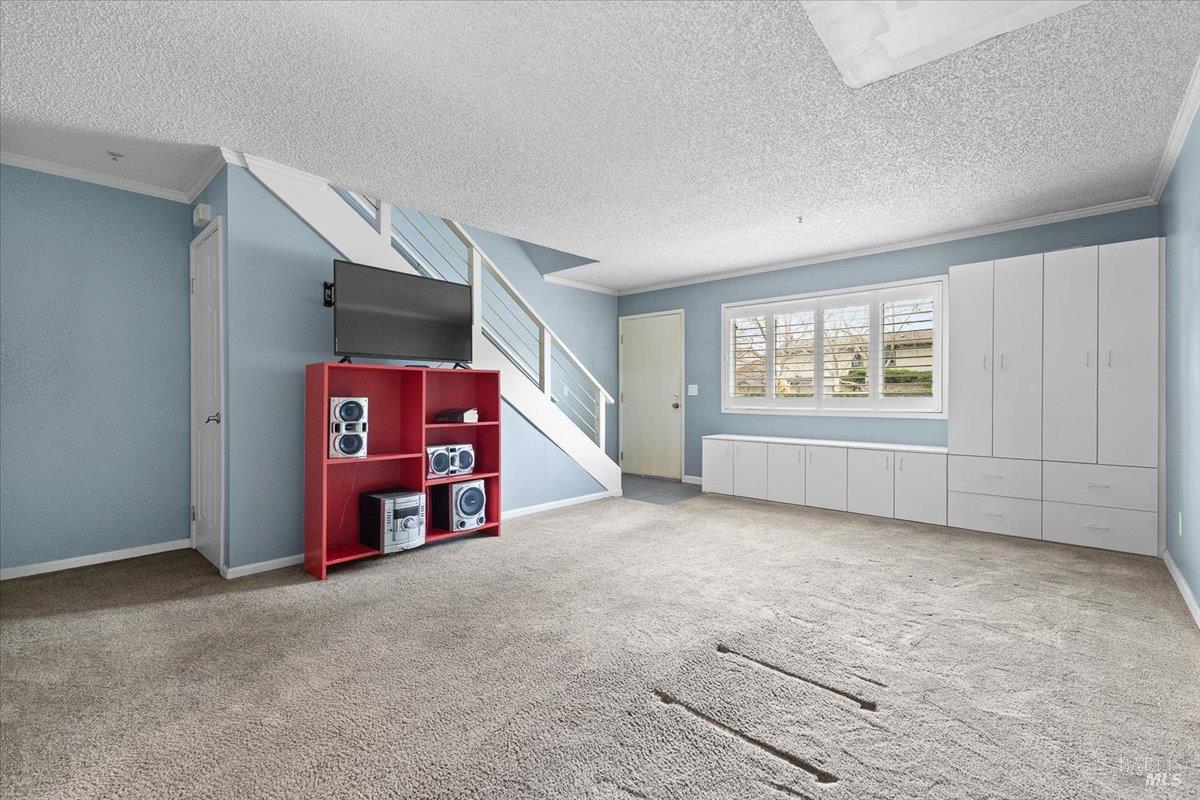 1003 Golf Course Drive