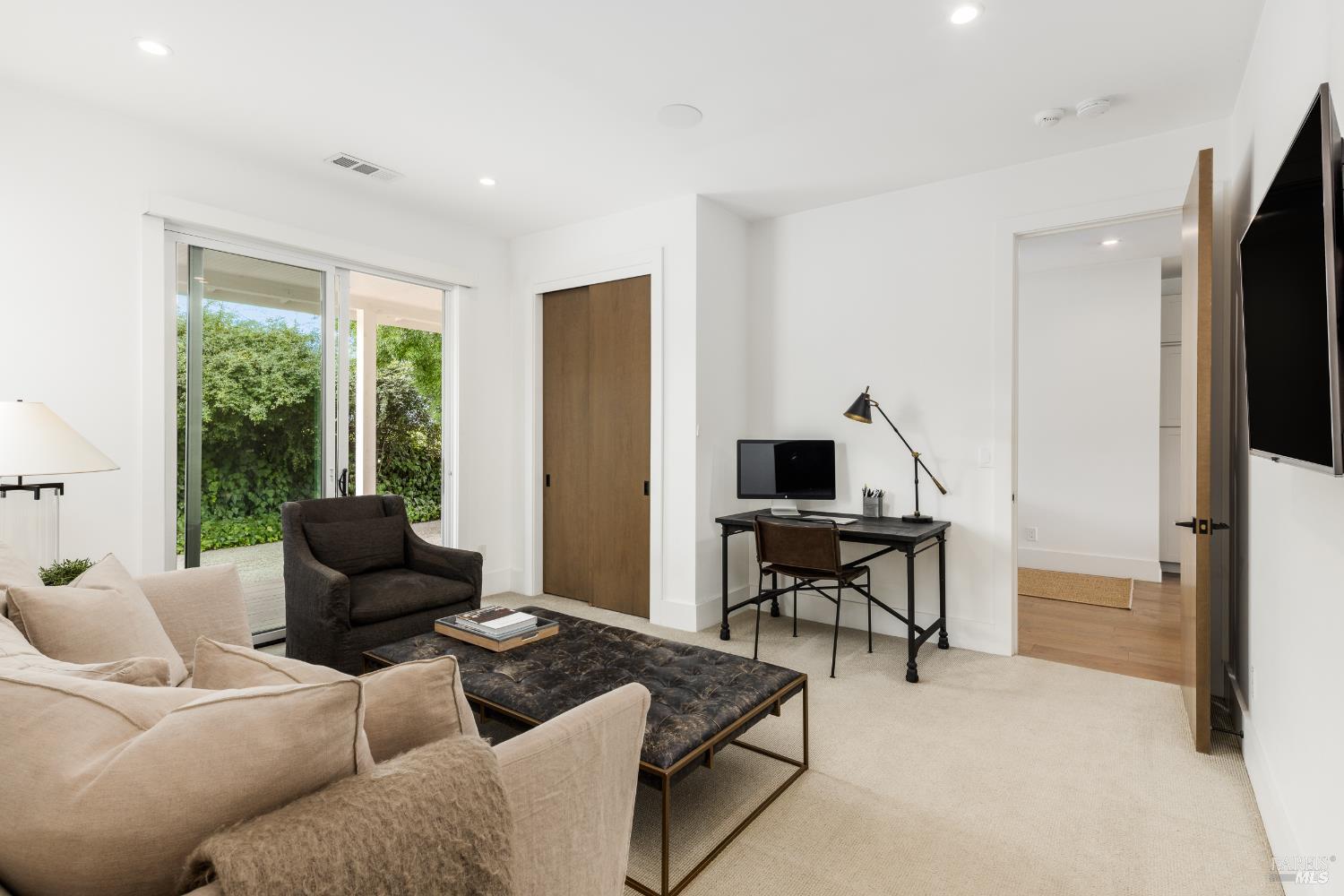 6476 Red Winery Road