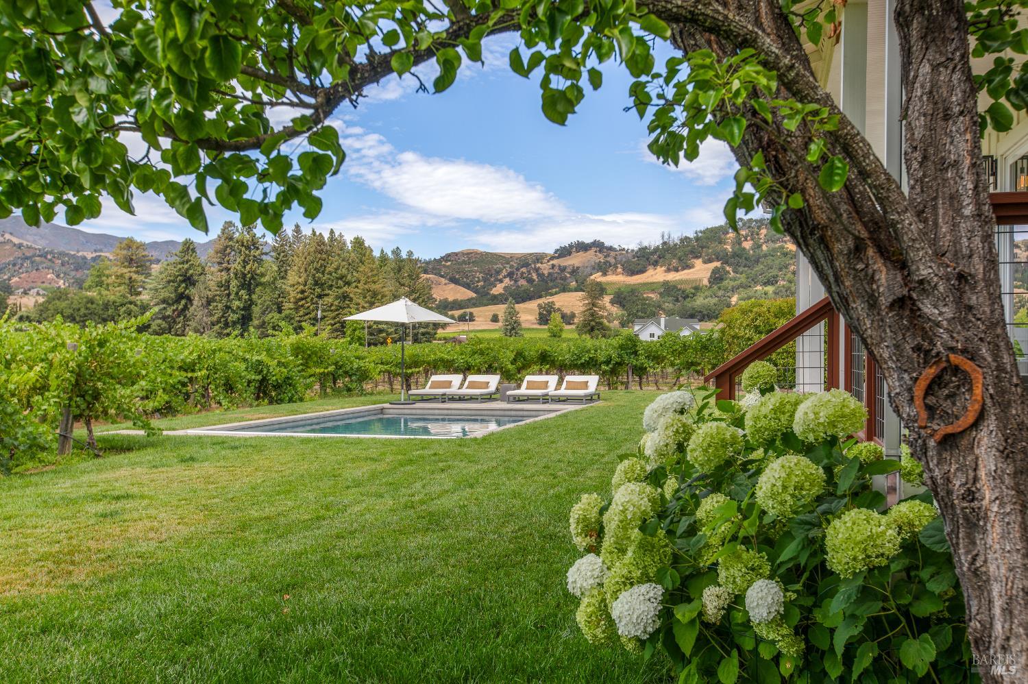 6476 Red Winery Road