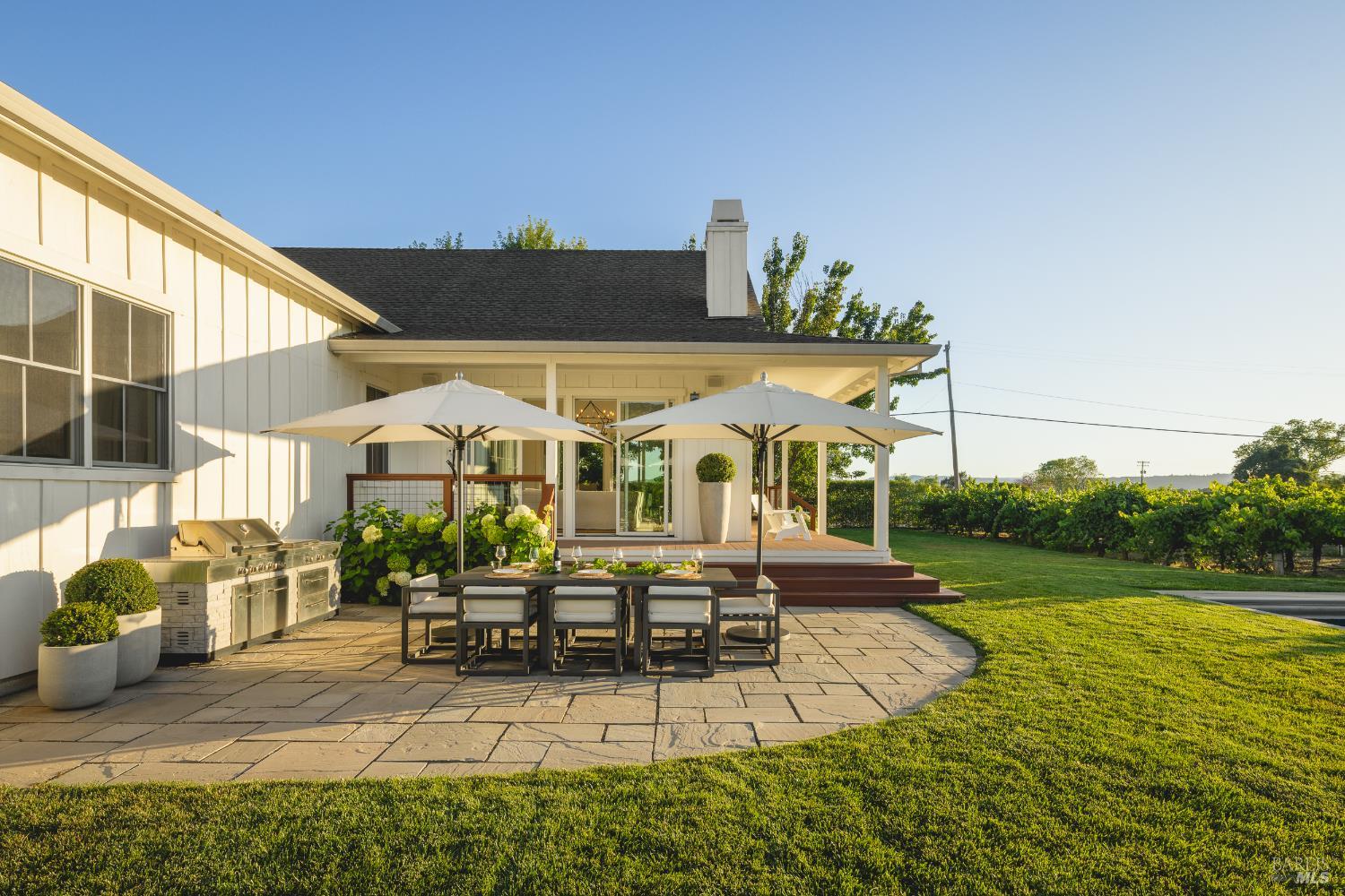 6476 Red Winery Road