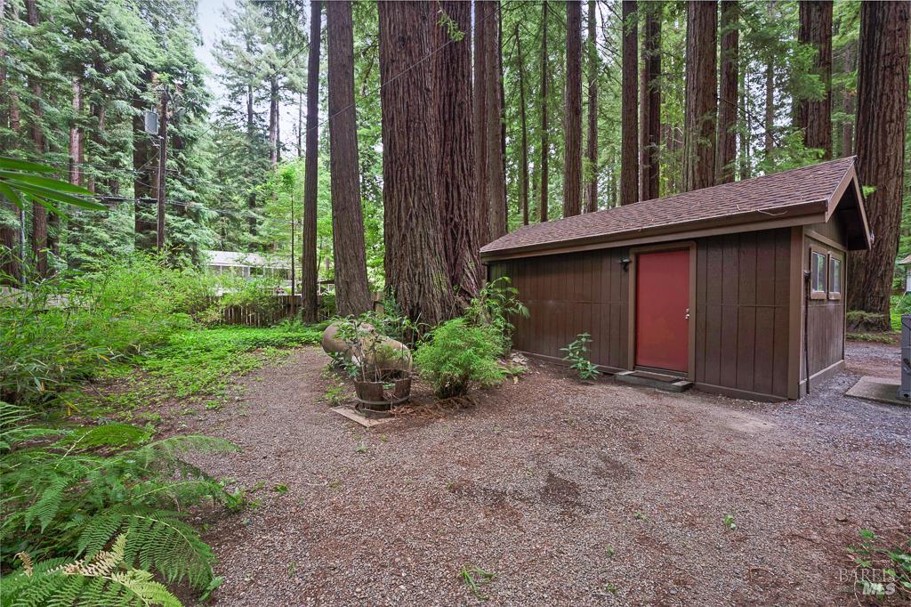 2305 Cazadero Highway